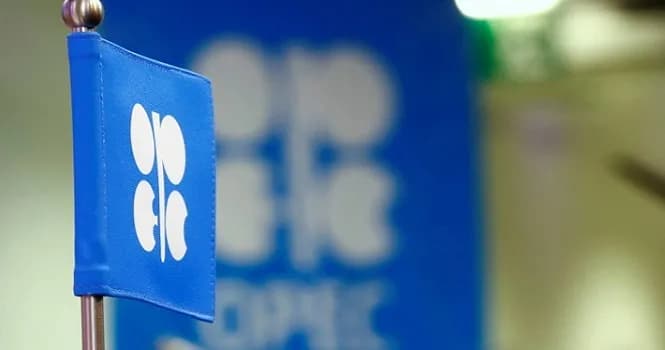 OPEC+ Debates Larger November Output Hike as Oil Prices Surge