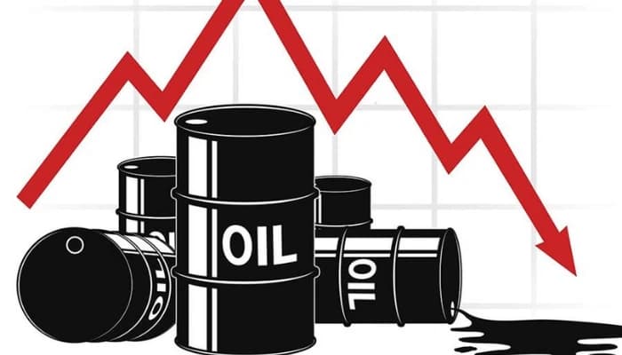 Oil Prices Fall as WTI Slips Below $70 on Easing Supply Fears